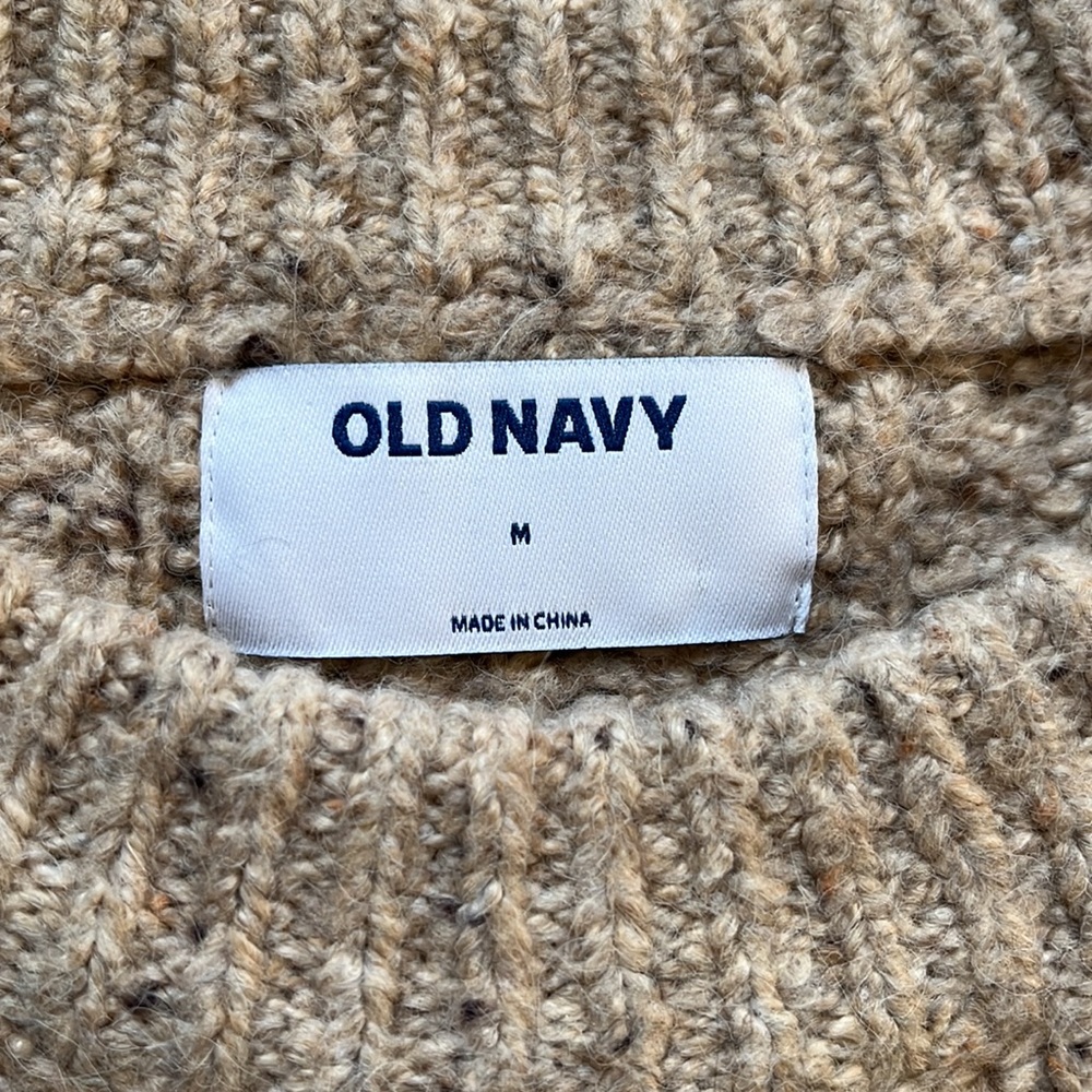 Old Navy Women’s Sweater, Beige, Size Medium - Picture 2 of 3